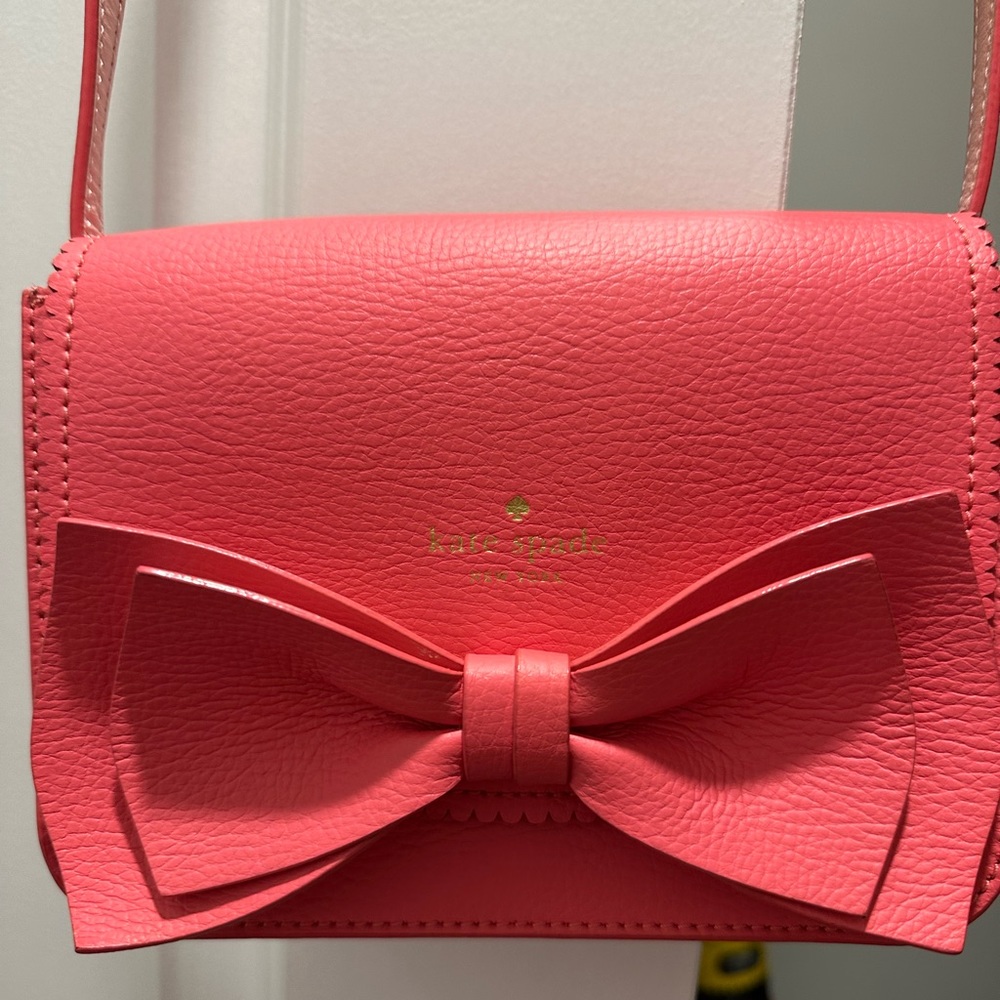 Kate Spade pink bow crossbody